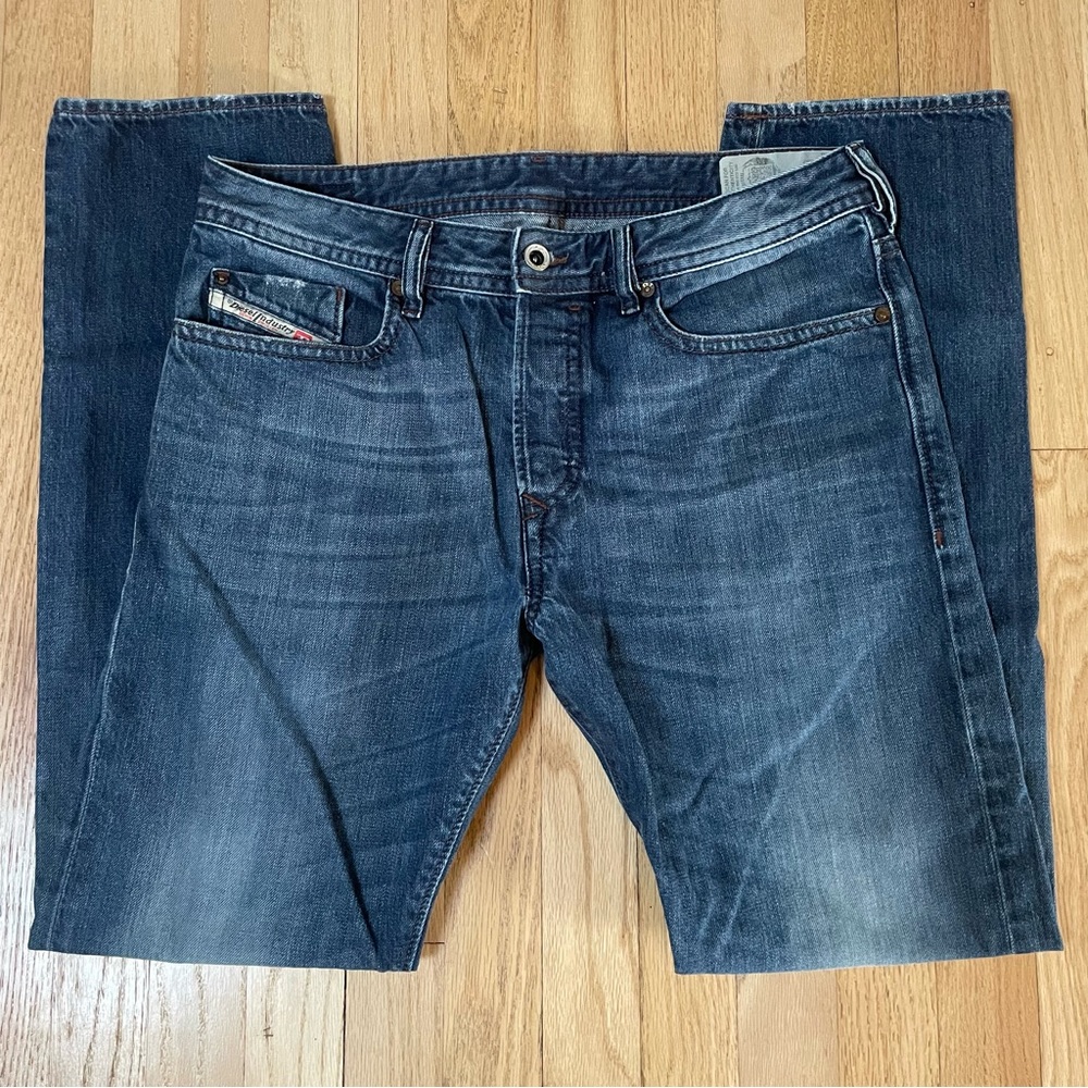 Diesel Buster Regular Slim-Tapered Men’s Jeans - 0838B Wash